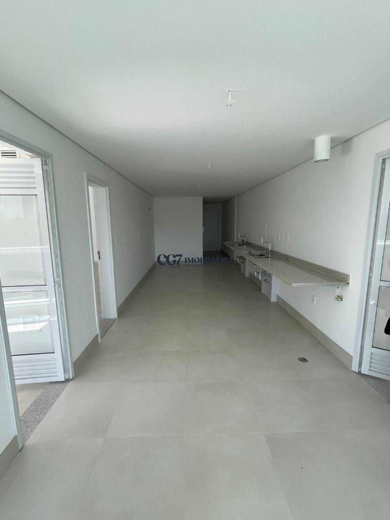 Apartamento à venda com 4 quartos, 337m² - Foto 4