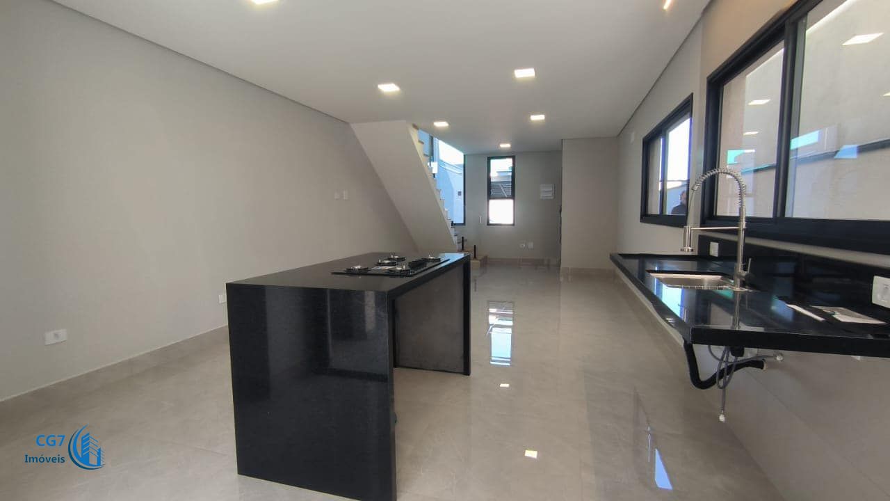 Sobrado à venda com 3 quartos, 140m² - Foto 2