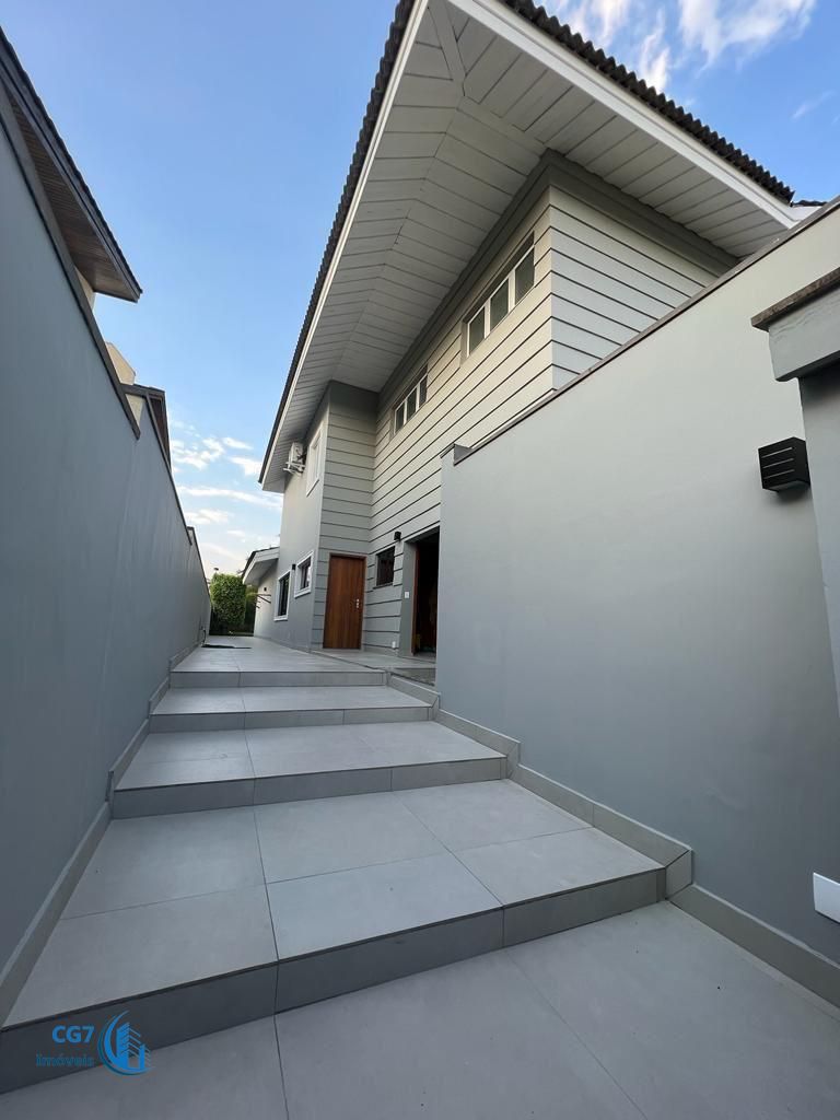 Casa de Condomínio para alugar com 4 quartos, 700m² - Foto 21