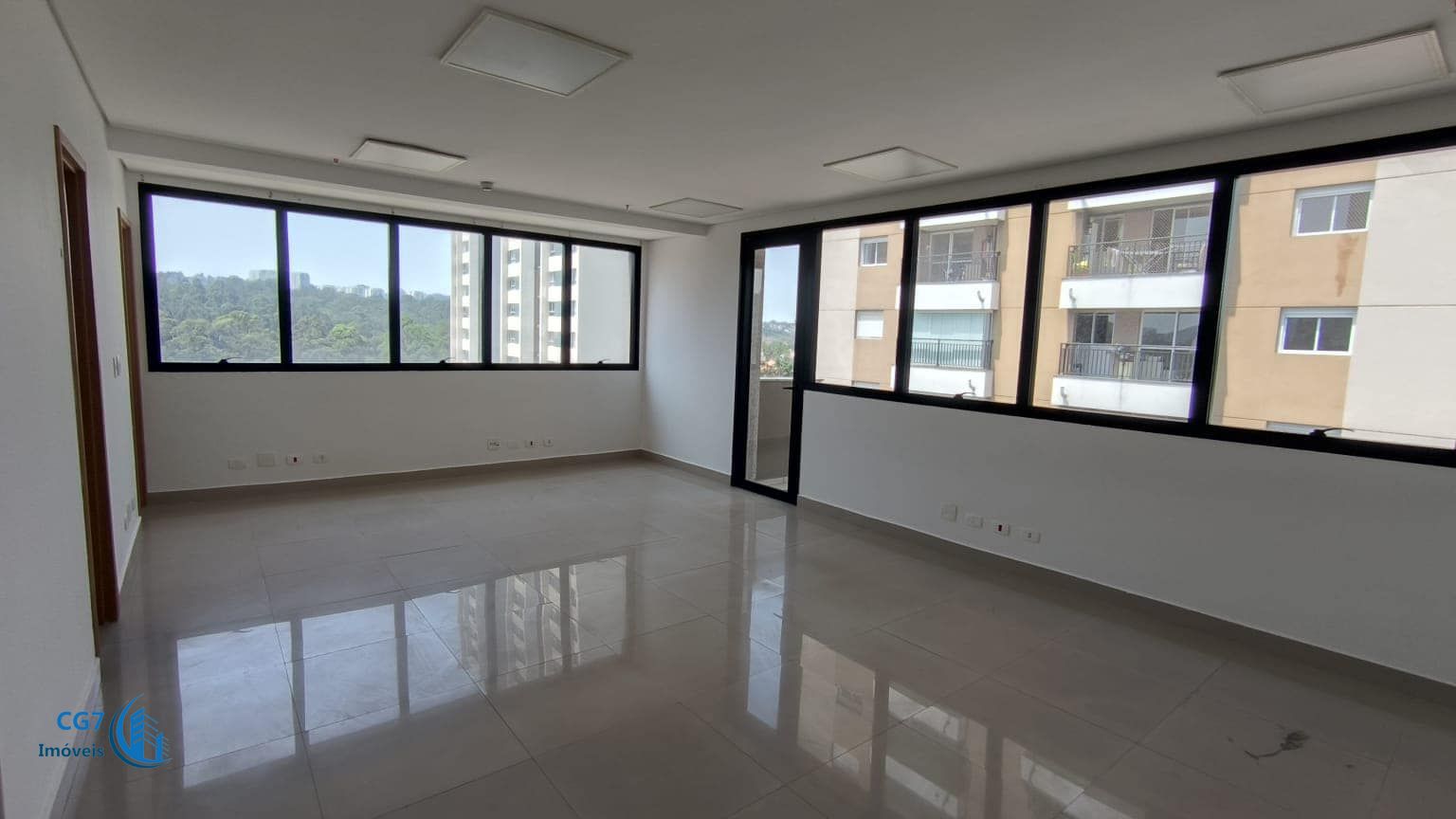 Conjunto Comercial-Sala para alugar com 1 quarto, 48m² - Foto 2