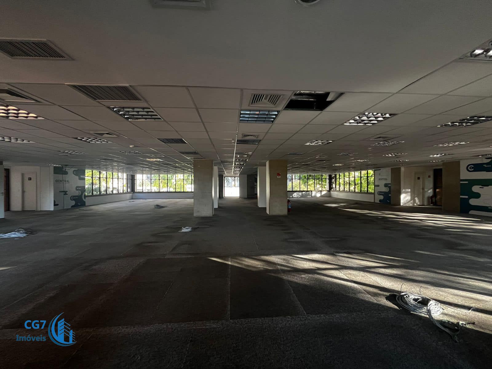 Prédio Inteiro para alugar com 1 quarto, 550m² - Foto 2