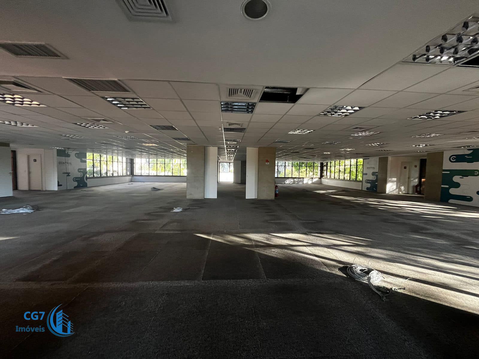 Prédio Inteiro para alugar com 1 quarto, 550m² - Foto 6