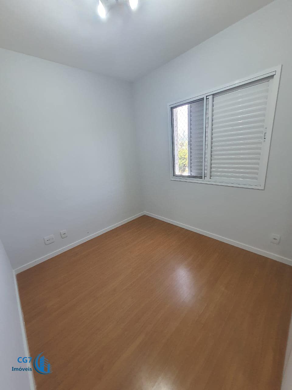 Apartamento à venda com 3 quartos, 107m² - Foto 9