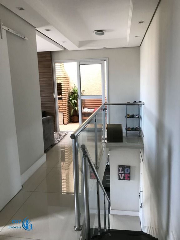 Apartamento à venda com 3 quartos, 110m² - Foto 1