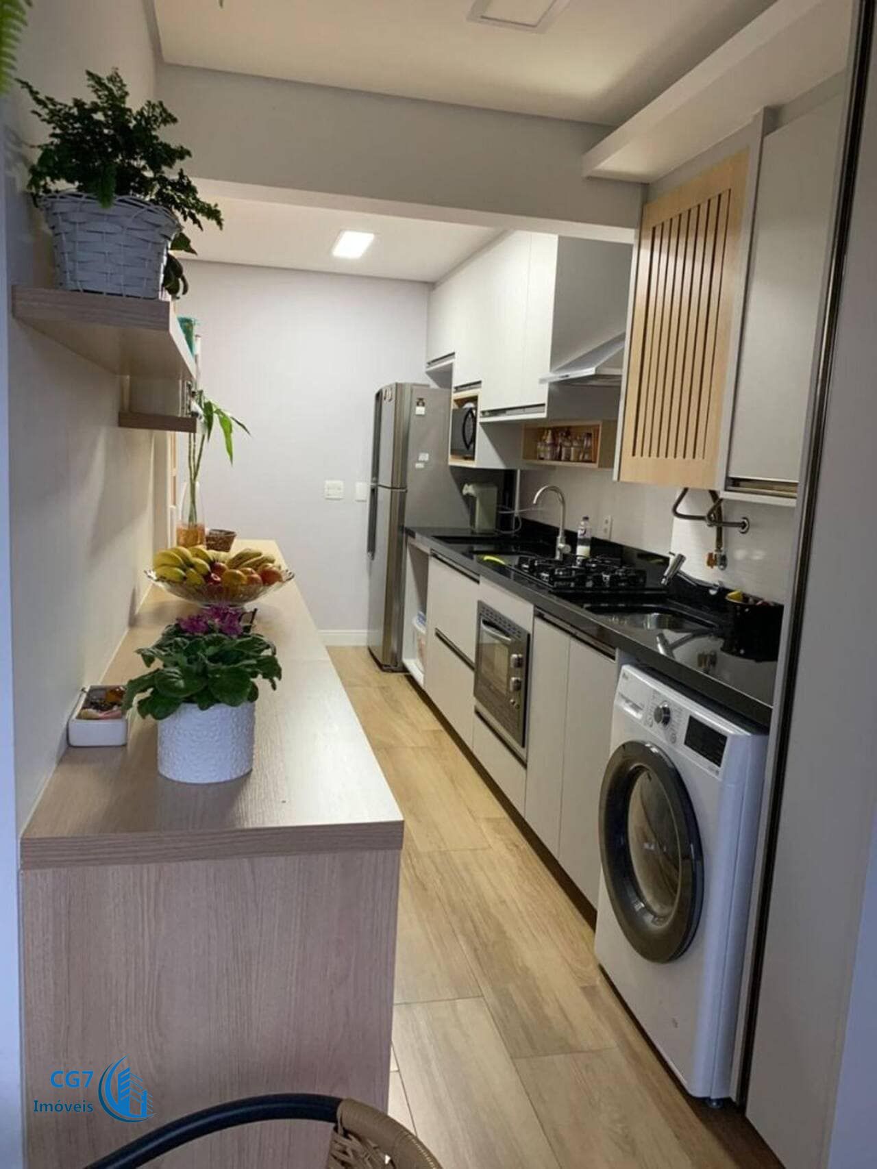 Apartamento à venda com 2 quartos, 67m² - Foto 1