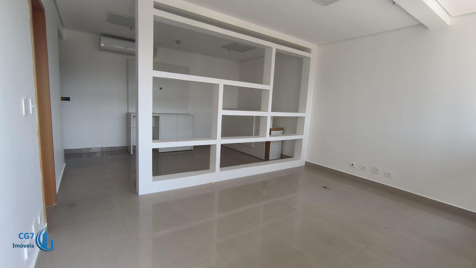 Conjunto Comercial-Sala para alugar com 1 quarto, 42m² - Foto 2