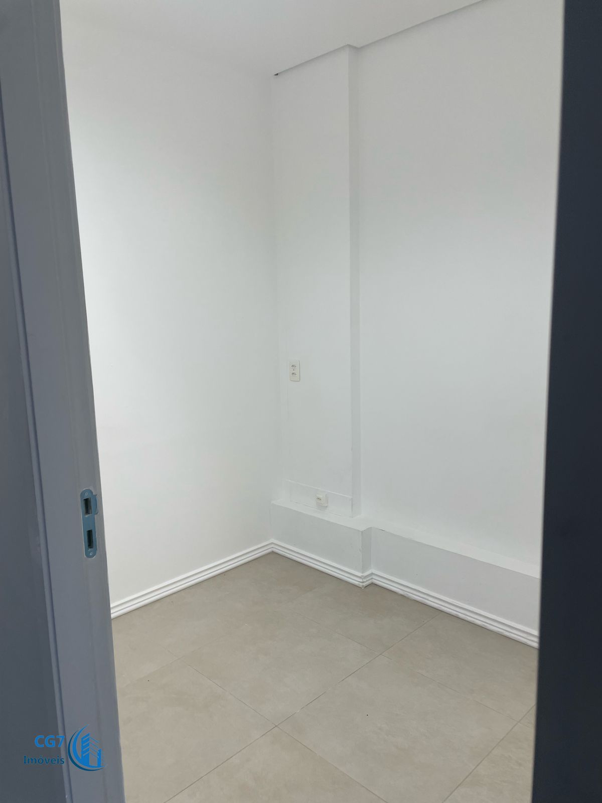 Conjunto Comercial-Sala à venda e aluguel com 1 quarto, 85m² - Foto 9