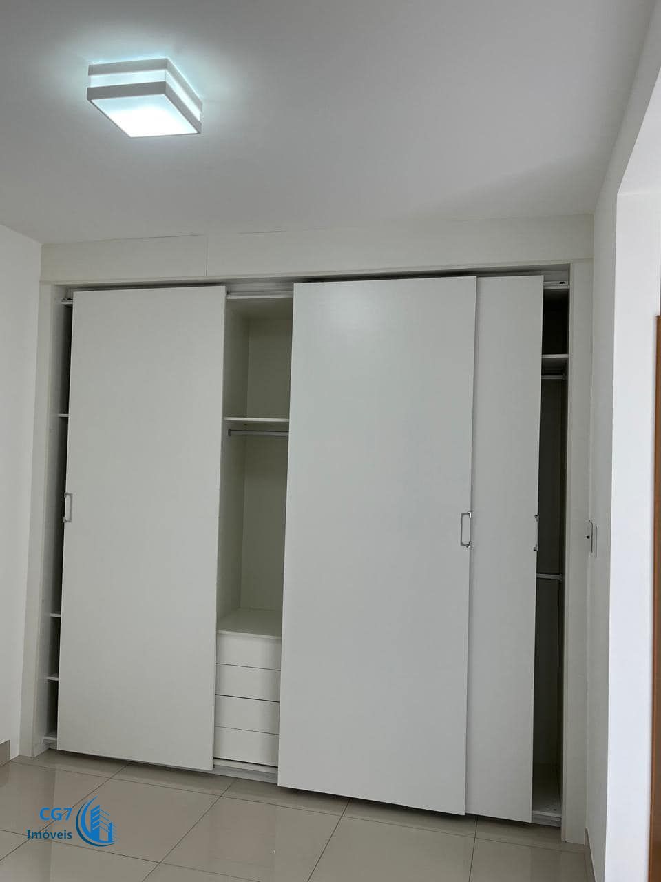 Apartamento para alugar com 2 quartos, 79m² - Foto 11