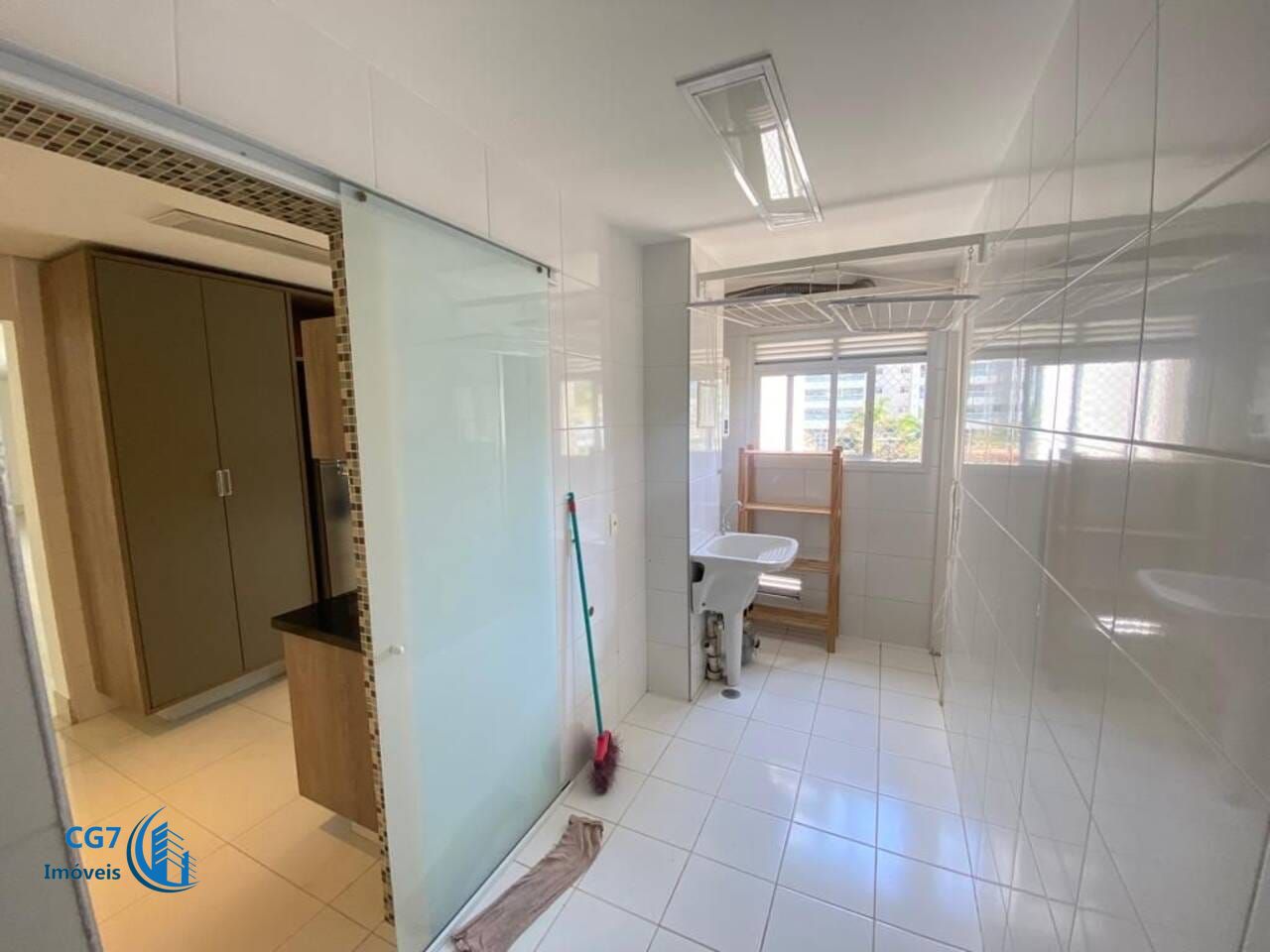 Apartamento à venda com 3 quartos, 201m² - Foto 8