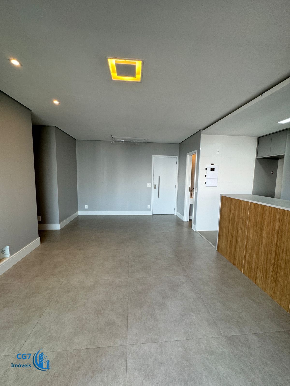 Apartamento à venda com 2 quartos, 95m² - Foto 2