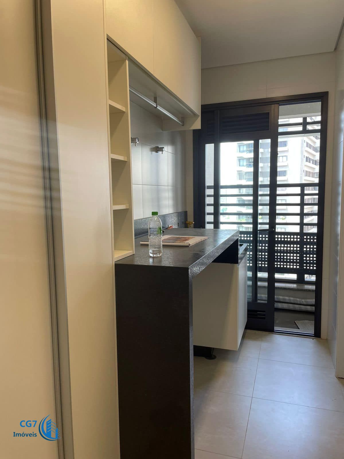 Apartamento à venda com 4 quartos, 281m² - Foto 9