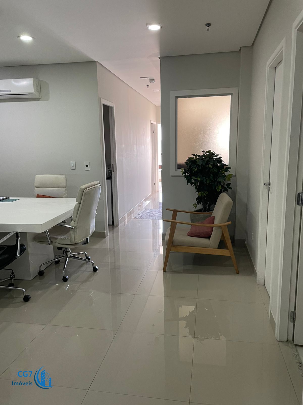 Conjunto Comercial-Sala para alugar com 3 quartos, 80m² - Foto 1