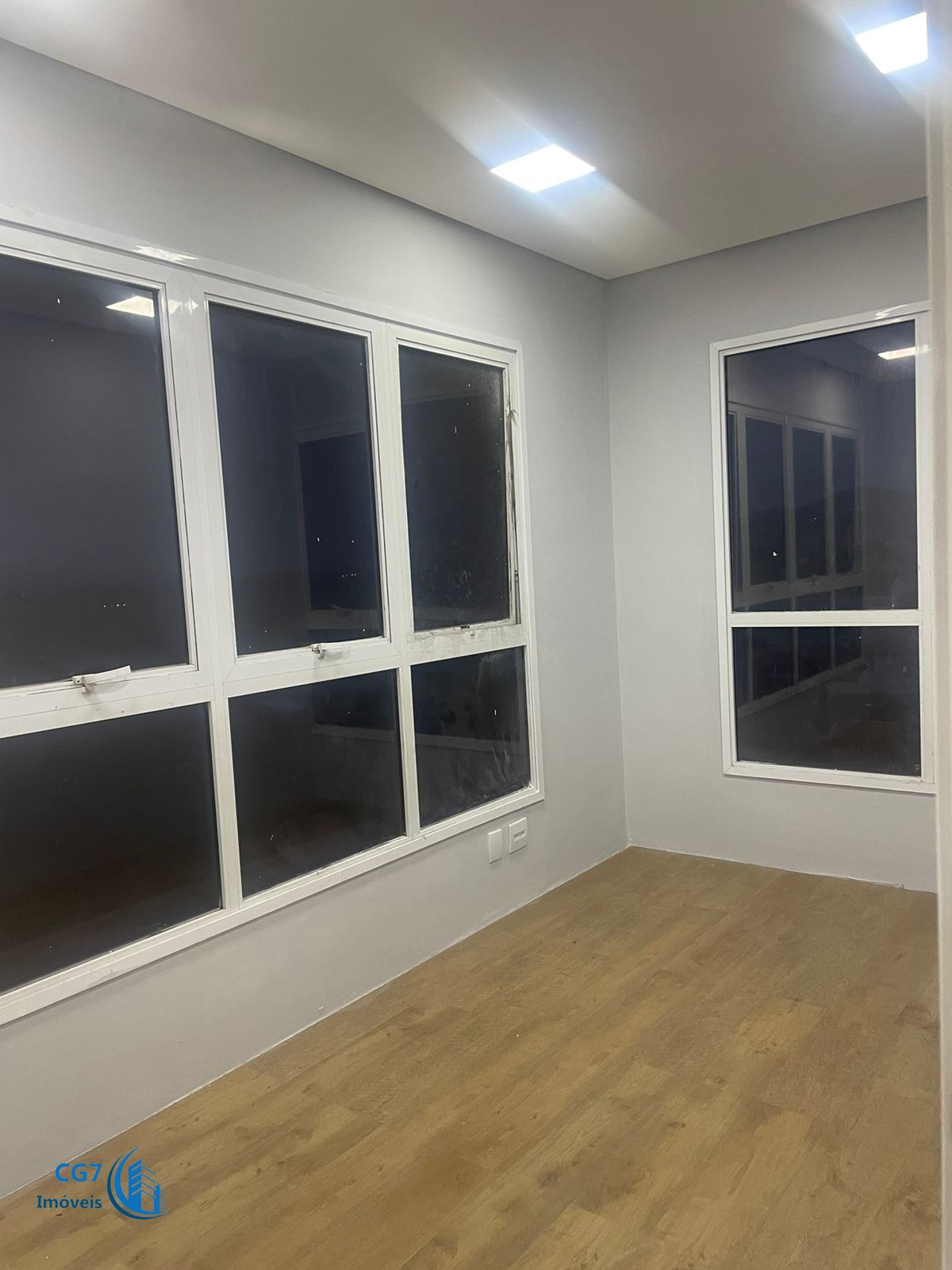 Conjunto Comercial-Sala à venda e aluguel com 1 quarto, 85m² - Foto 1