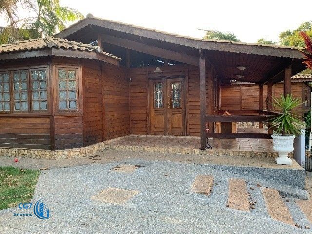 Casa de Condomínio à venda com 4 quartos, 250m² - Foto 2