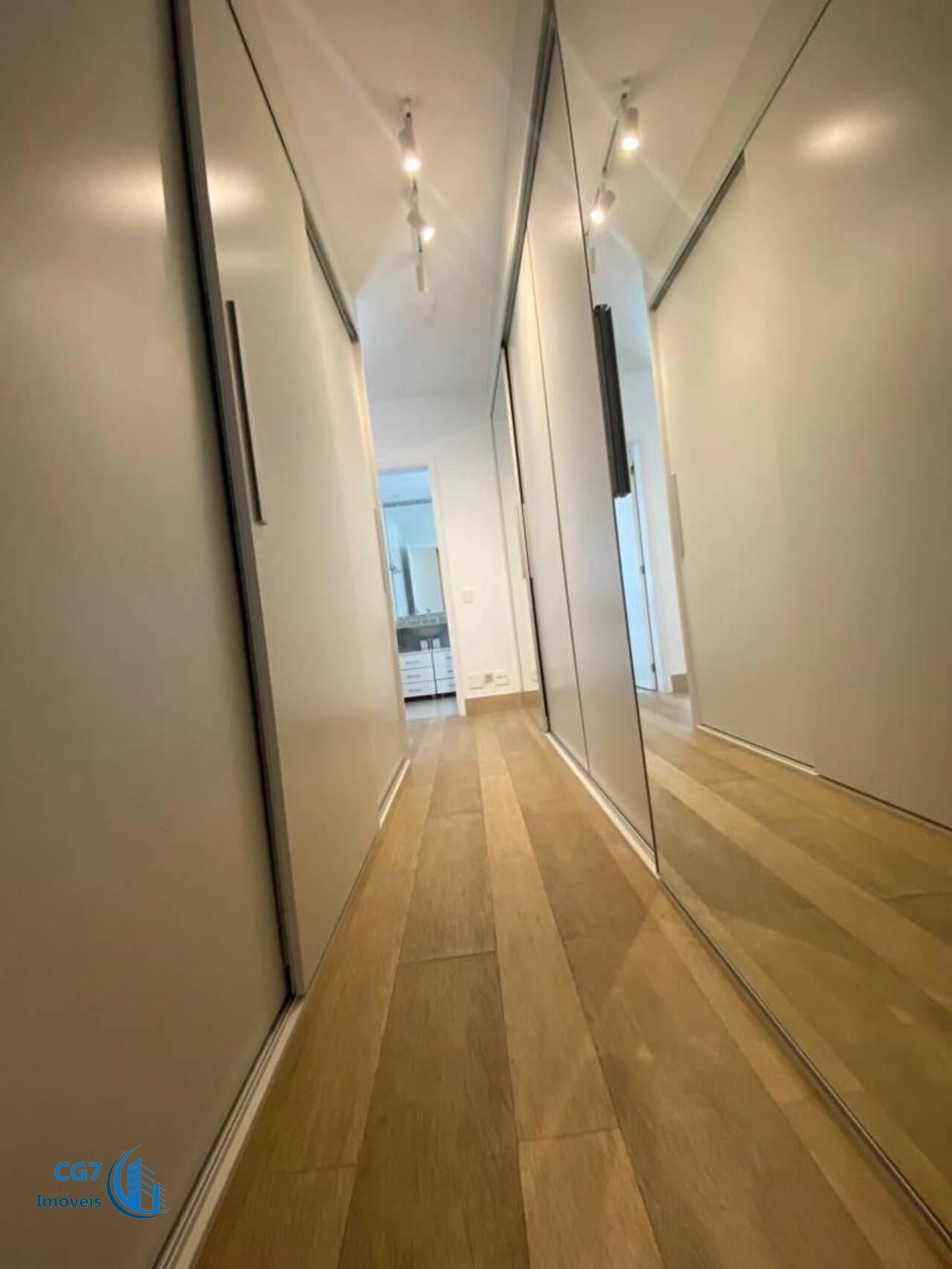 Apartamento à venda com 3 quartos, 201m² - Foto 10