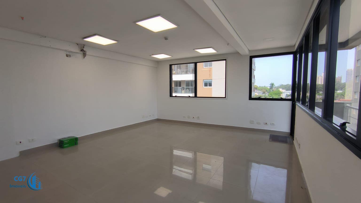 Conjunto Comercial-Sala para alugar com 1 quarto, 50m² - Foto 2