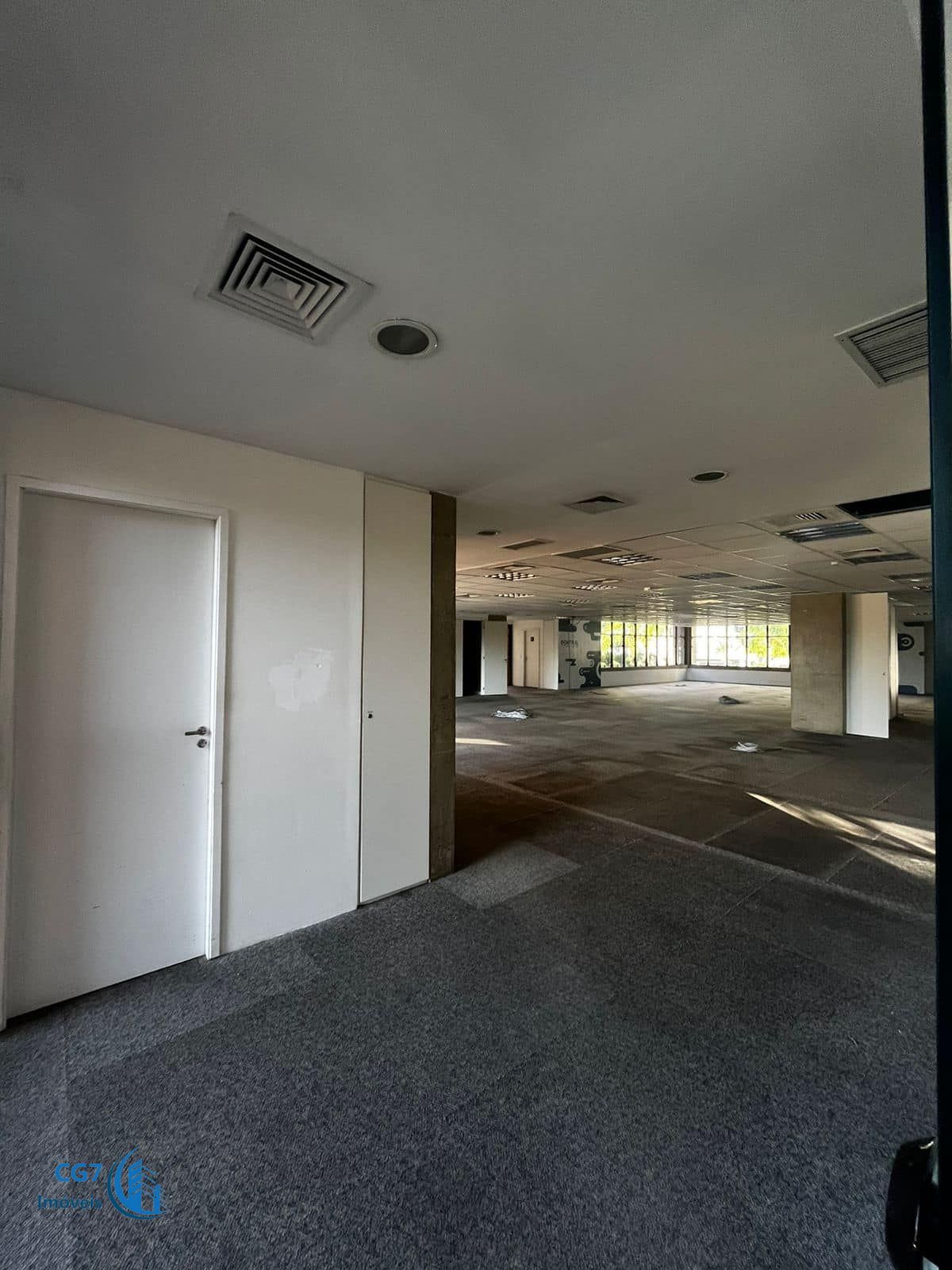 Prédio Inteiro para alugar com 1 quarto, 550m² - Foto 7