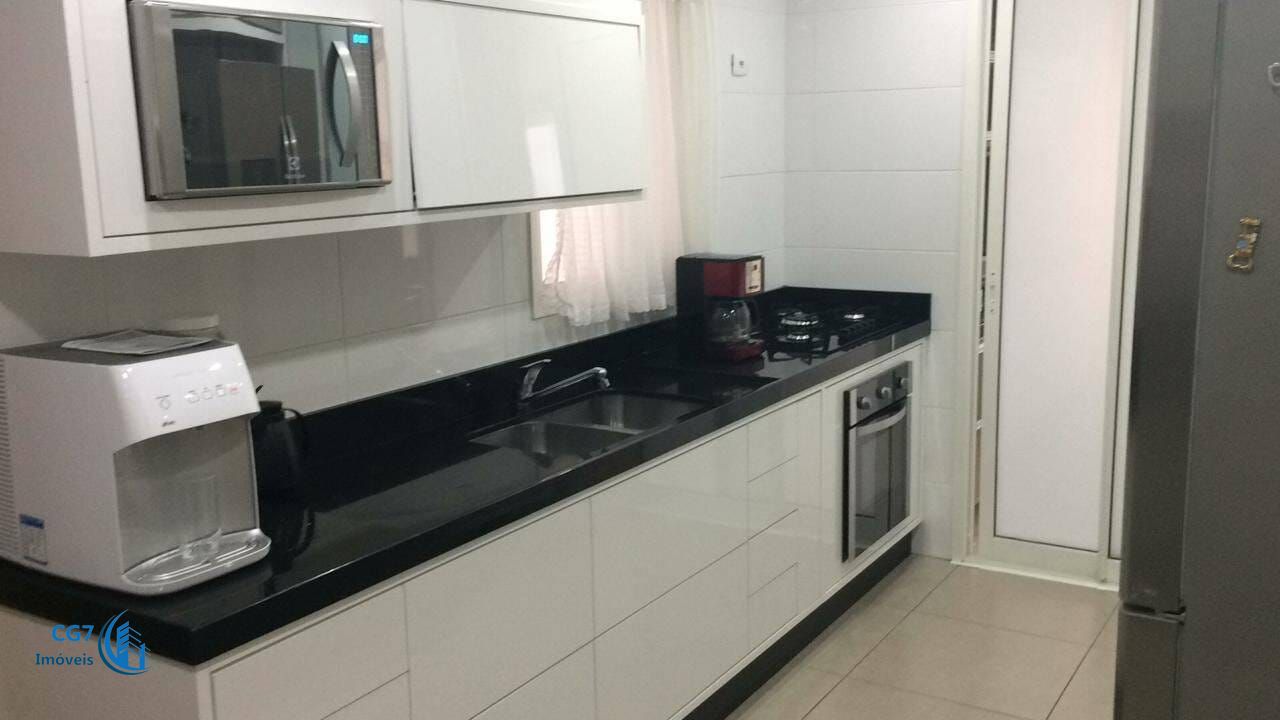 Apartamento à venda com 3 quartos, 228m² - Foto 3