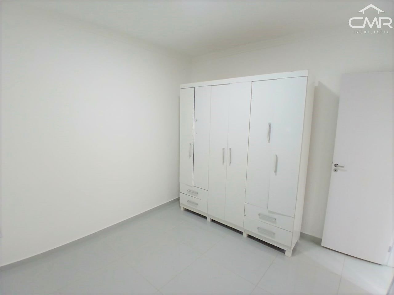 Apartamento com 2 Dormitórios à venda, 47 m² por R$ 140.000,00 Apartamento com 2 Dormitórios à venda, 47 m² por R$ 140.000,00