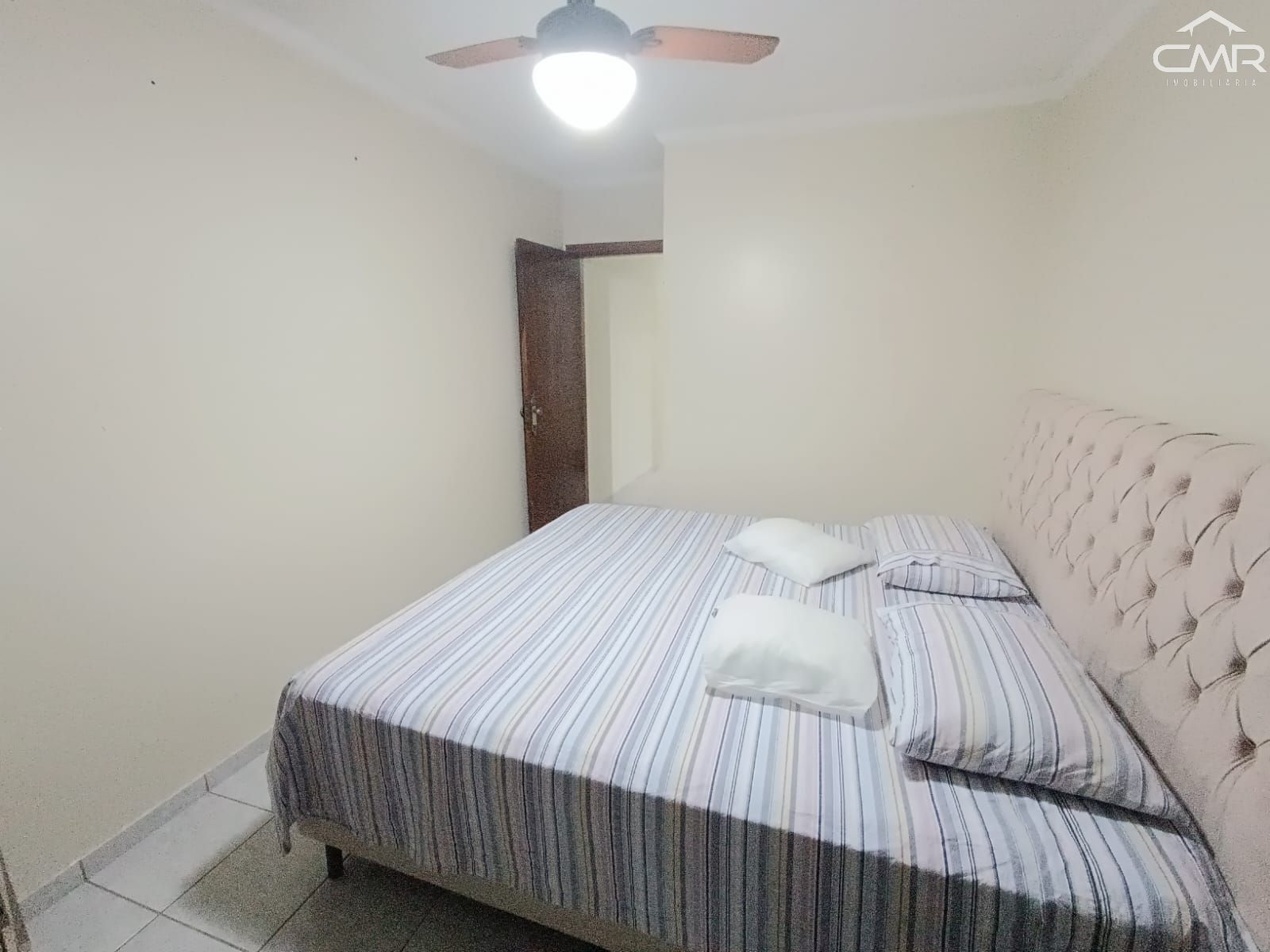 Casa à venda com 4 quartos, 180m² - Foto 25