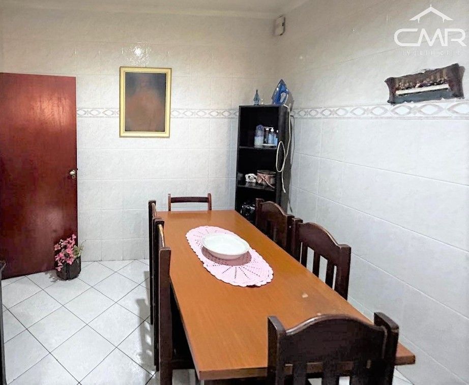 Casa à venda com 3 quartos, 100m² - Foto 14