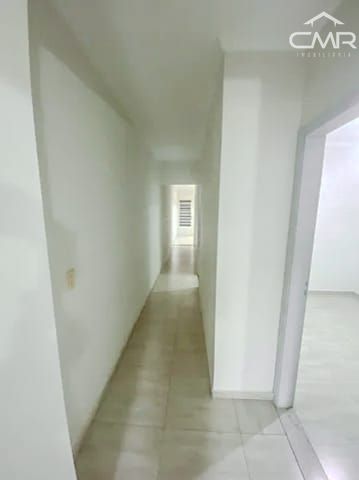 Casa à venda com 3 quartos, 159m² - Foto 9