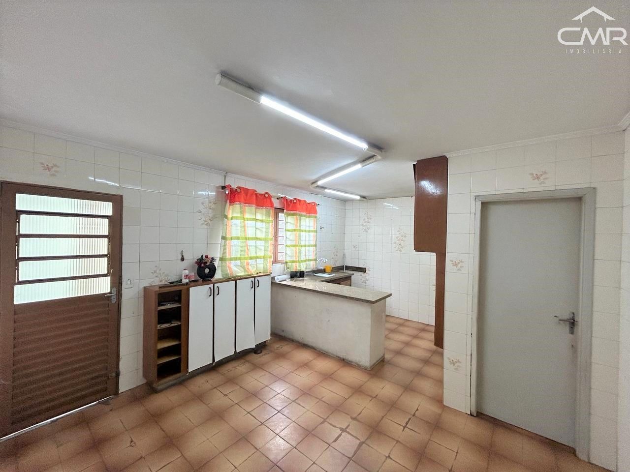 Casa à venda com 3 quartos, 150m² - Foto 17