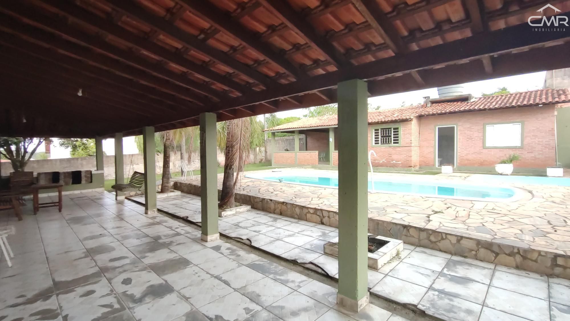 Chácara à venda com 3 quartos, 200m² - Foto 8