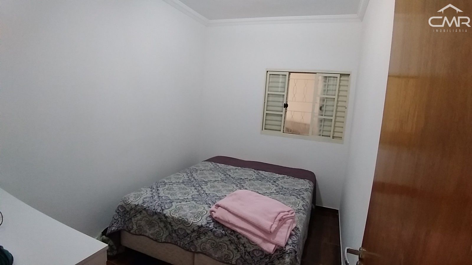 Casa à venda com 3 quartos, 194m² - Foto 13