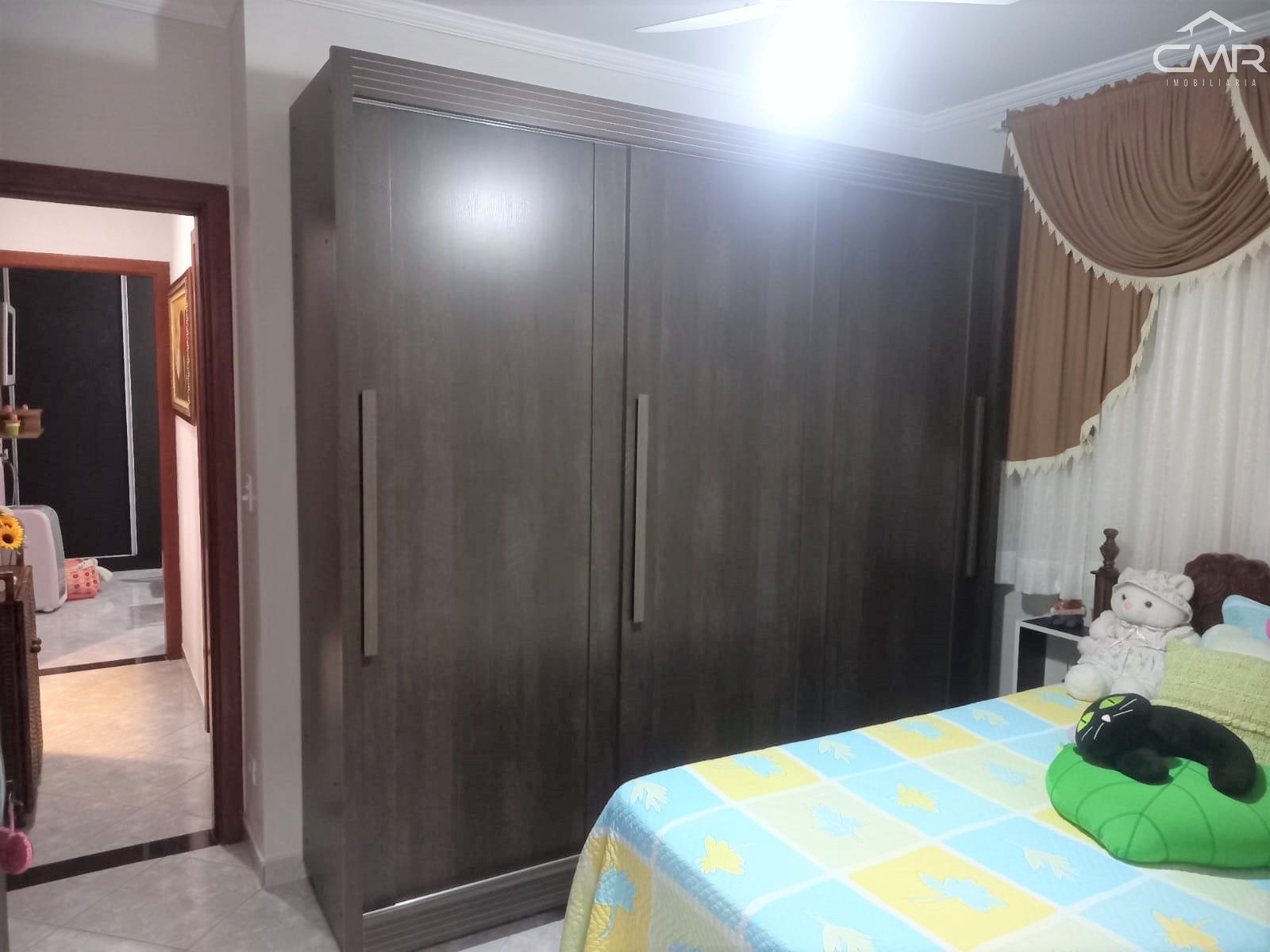 Casa, 4 quartos, 257 m² - Foto 7