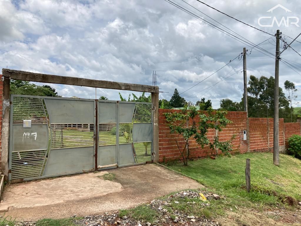 Chácara à venda com 2 quartos, 208m² - Foto 2