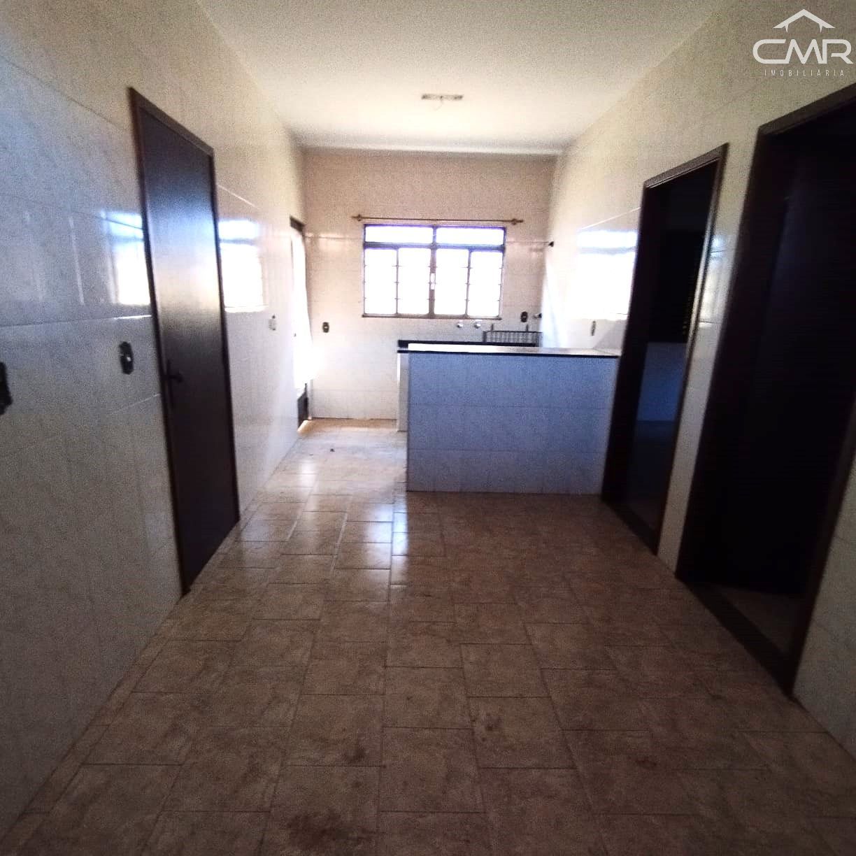 Casa à venda com 2 quartos, 180m² - Foto 12