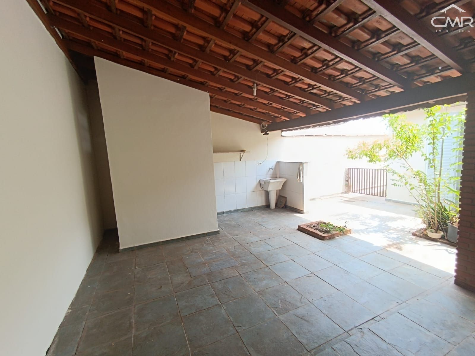 Casa à venda com 5 quartos, 190m² - Foto 41