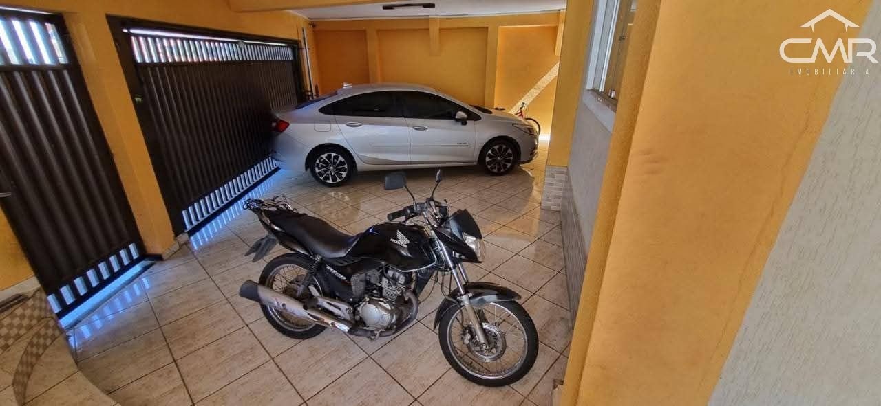 Casa com 3 Dormitórios à venda, 316 m² por R$ 570.000,00 Casa com 3 Dormitórios à venda, 316 m² por R$ 570.000,00