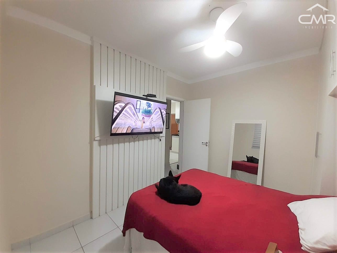 Apartamento com 2 Dormitórios à venda, 55 m² por R$ 180.000,00 Apartamento com 2 Dormitórios à venda, 55 m² por R$ 180.000,00