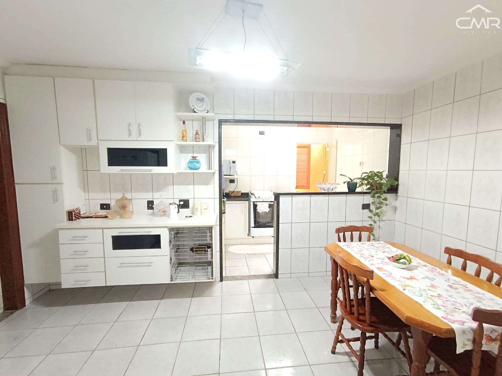 Casa à venda com 4 quartos, 180m² - Foto 14