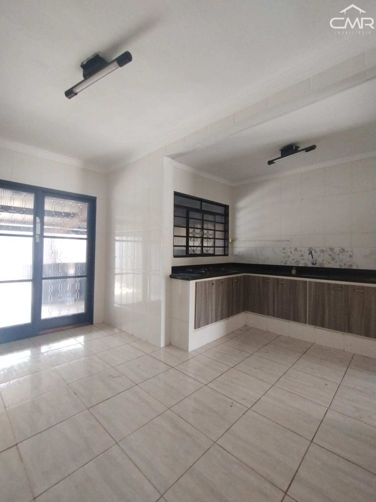 Casa à venda com 2 quartos, 119m² - Foto 5