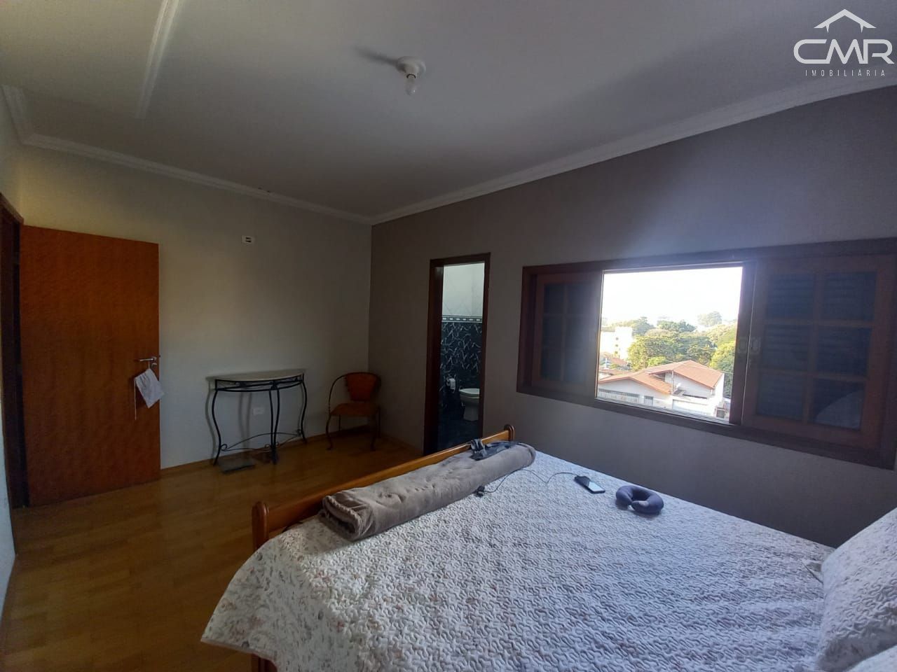 Casa à venda com 4 quartos, 189m² - Foto 12