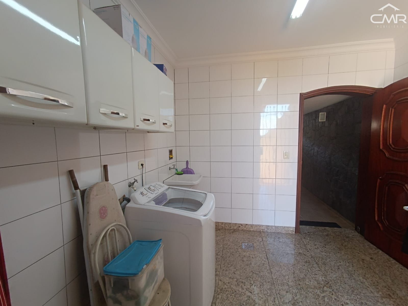 Casa à venda com 3 quartos, 280m² - Foto 16