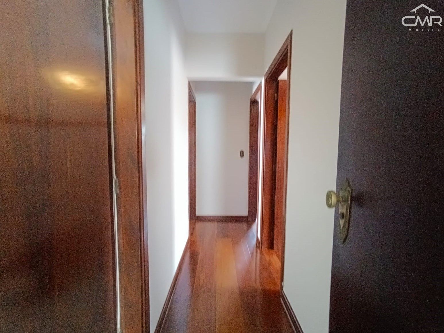 Casa à venda com 3 quartos, 128m² - Foto 10