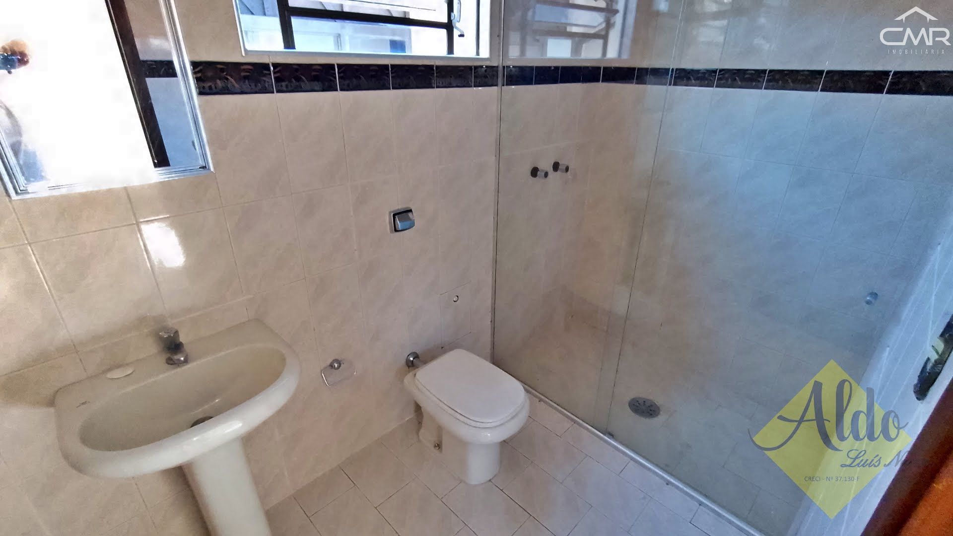 Casa à venda com 2 quartos, 180m² - Foto 20