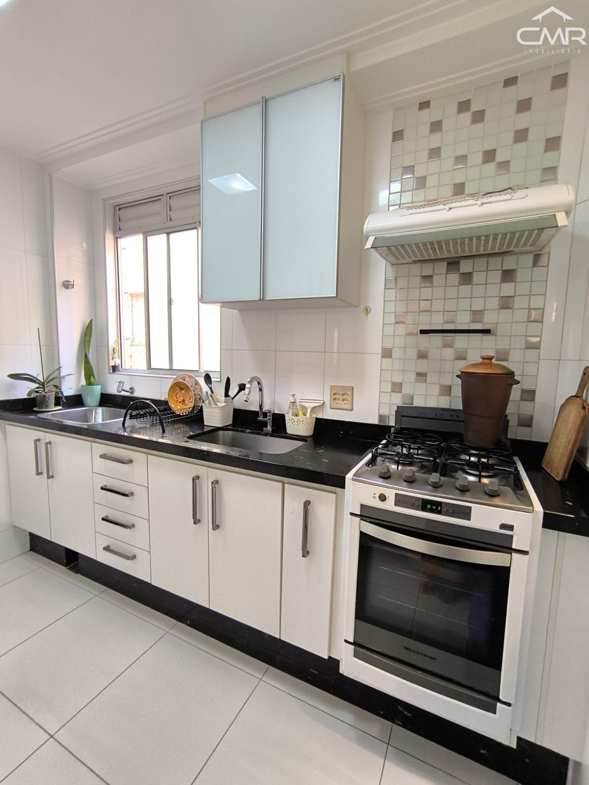 Apartamento à venda com 2 quartos, 46m² - Foto 4