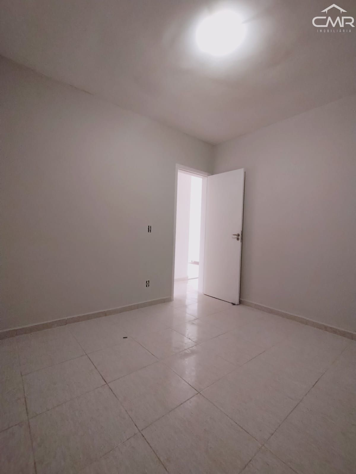 Apartamento à venda com 2 quartos, 57m² - Foto 7