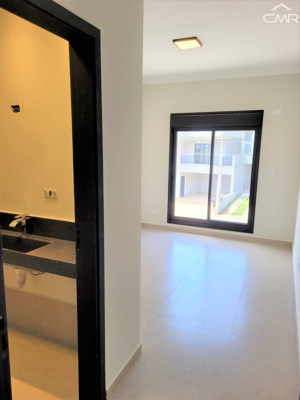 Casa de Condomínio à venda com 3 quartos, 235m² - Foto 24