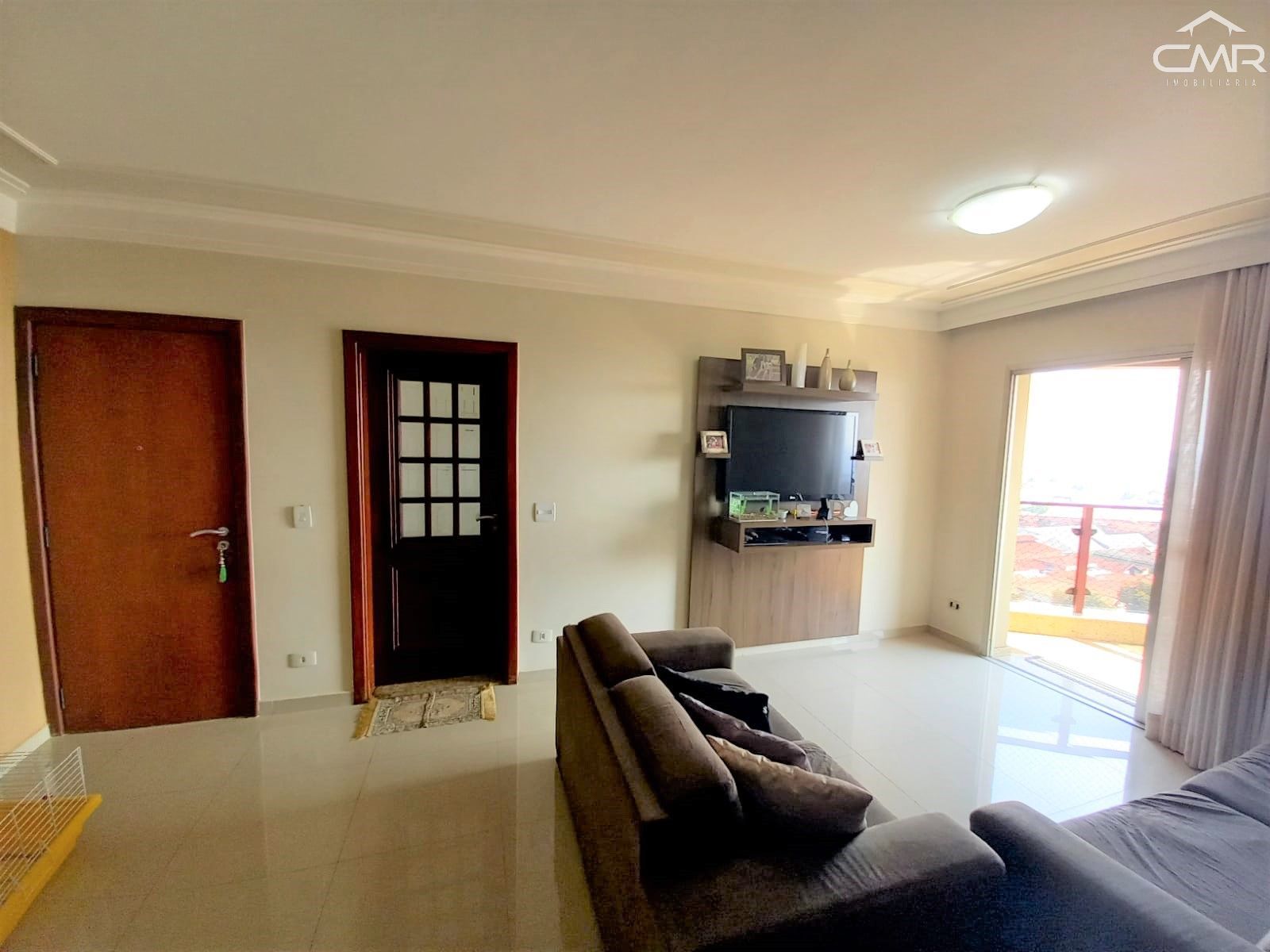 Apartamento à venda com 3 quartos, 124m² - Foto 4