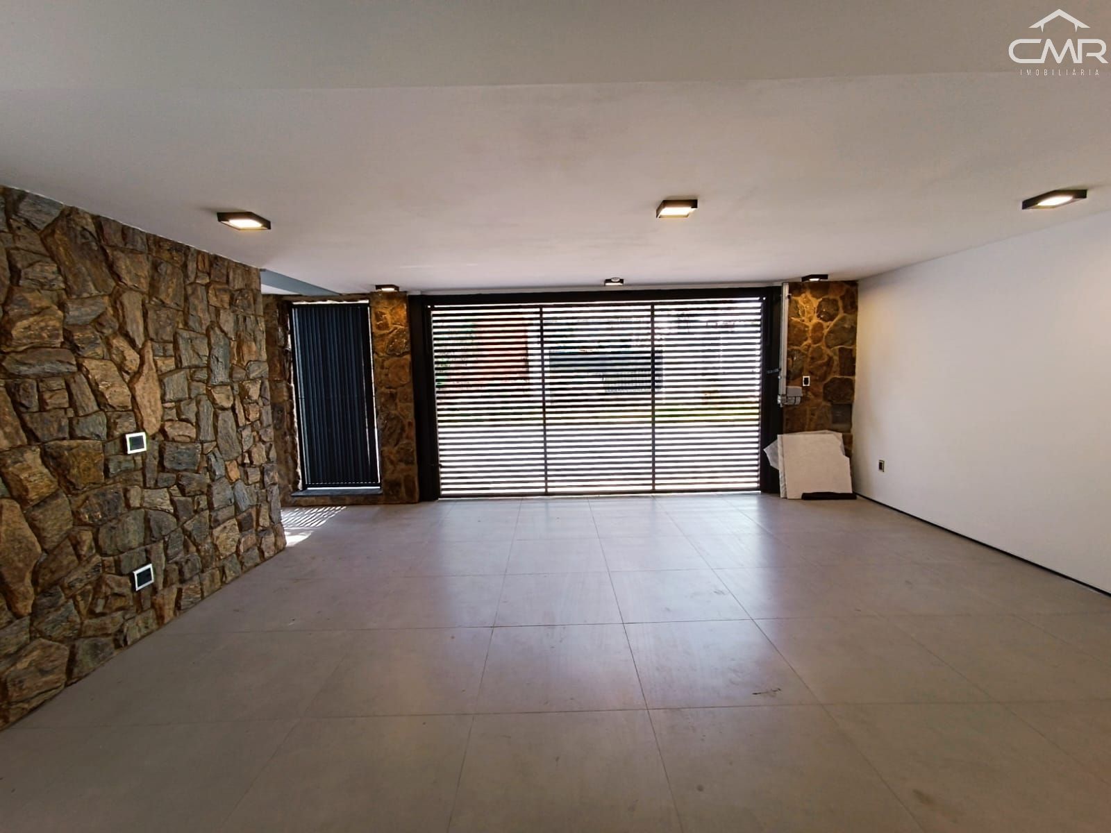 Casa à venda com 2 quartos, 255m² - Foto 7