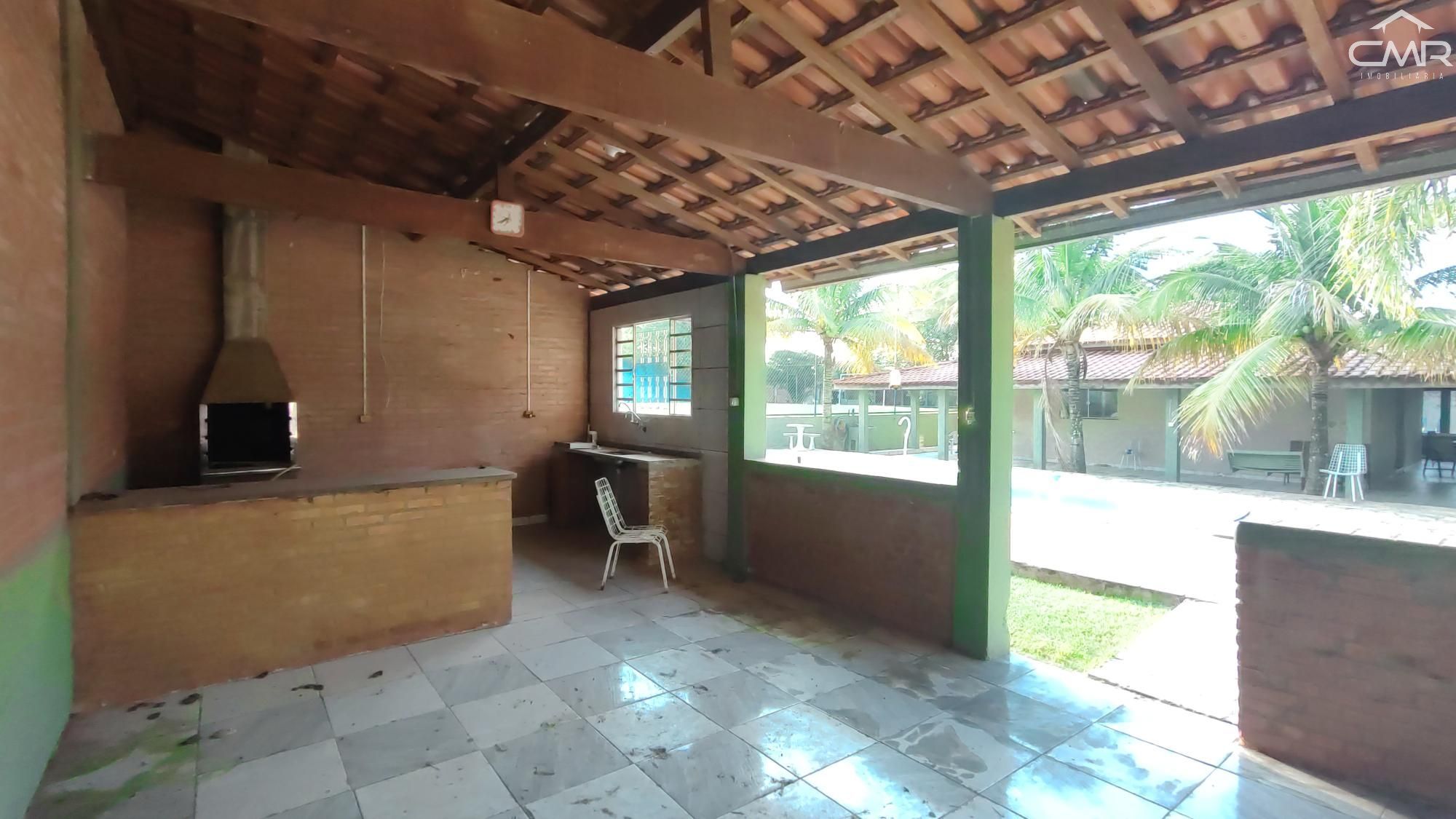 Chácara à venda com 3 quartos, 200m² - Foto 4