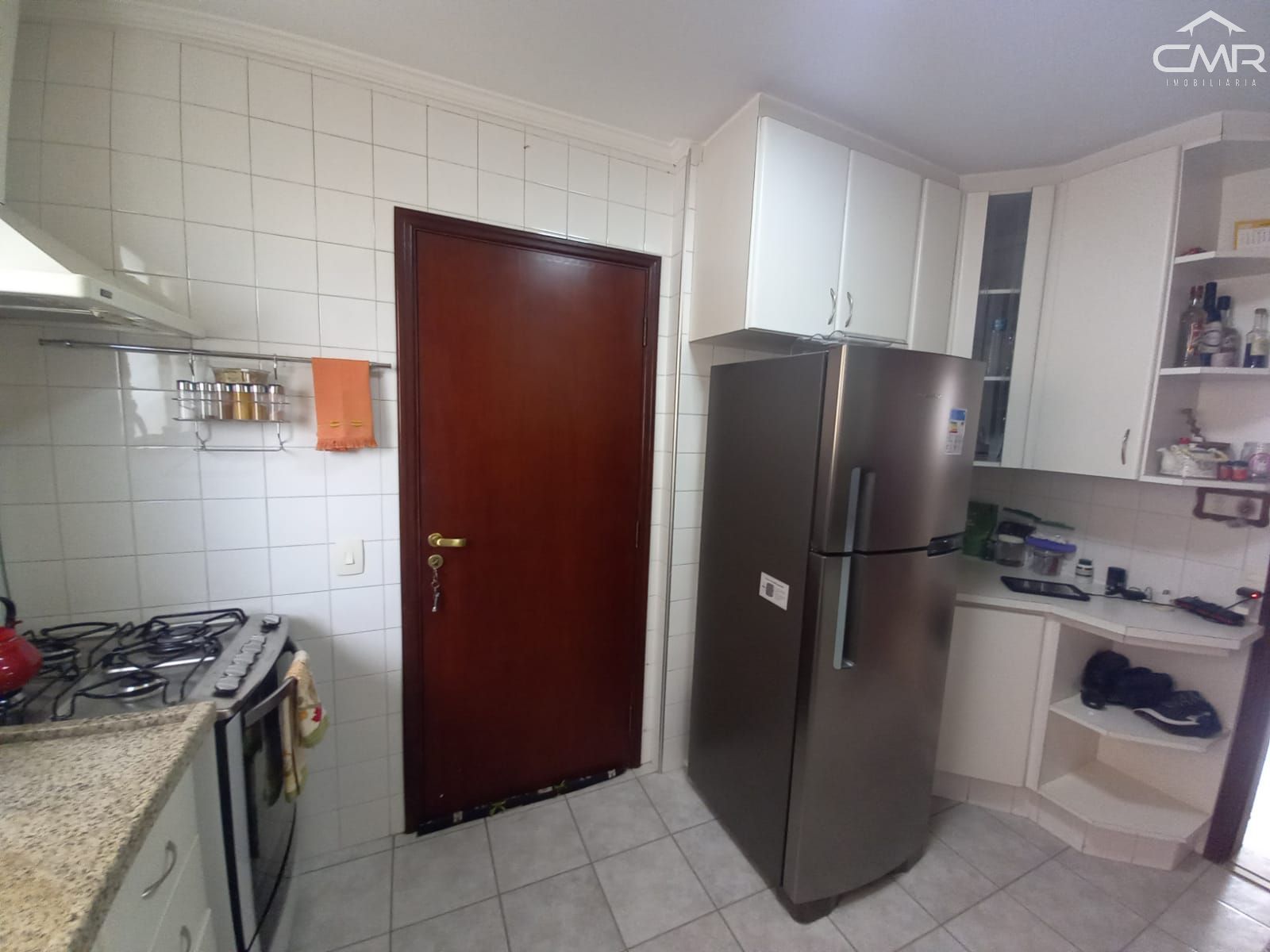 Apartamento à venda com 3 quartos, 87m² - Foto 14