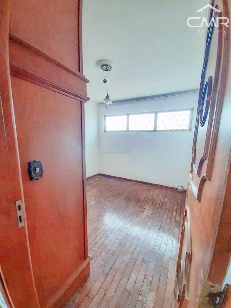 Casa à venda com 3 quartos, 238m² - Foto 13