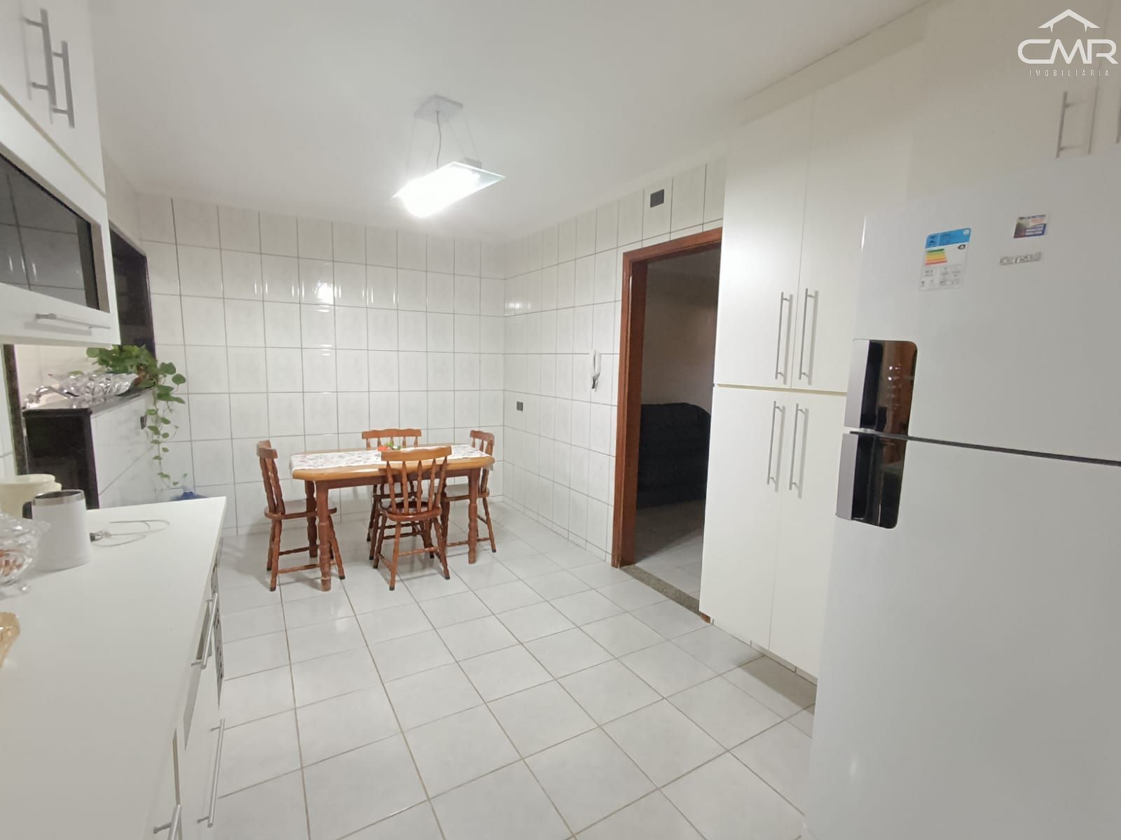 Casa à venda com 4 quartos, 180m² - Foto 16